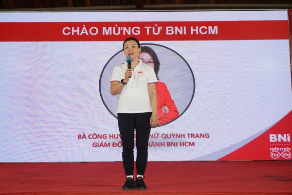 B&amp;agrave; C&amp;ocirc;ng Huyền T&amp;ocirc;n Nữ Quỳnh Trang - Gi&amp;aacute;m đốc V&amp;ugrave;ng HCM