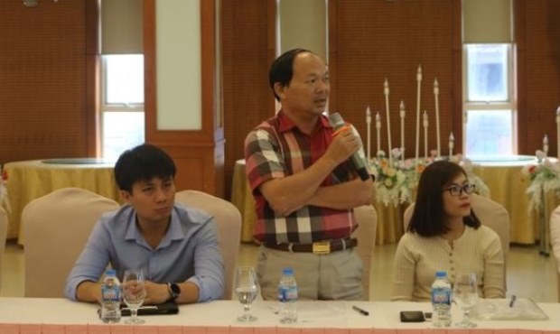 Đại diện một doanh nghiệp xuất khẩu của Nghệ An n&amp;ecirc;u vấn đề tại hội nghị trực tuyến