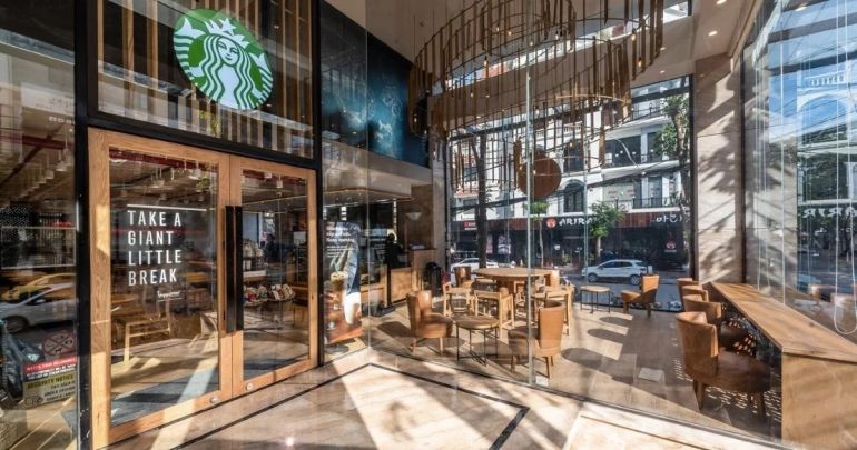 hương hiệu c&amp;agrave; ph&amp;ecirc; nổi tiếng Starbucks gia nhập thị trường v&amp;agrave;o năm 2013