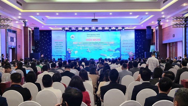 to&amp;agrave;n cảnh Hội nghị Ph&amp;aacute;t triển du lịch Quảng Ninh năm 2023.