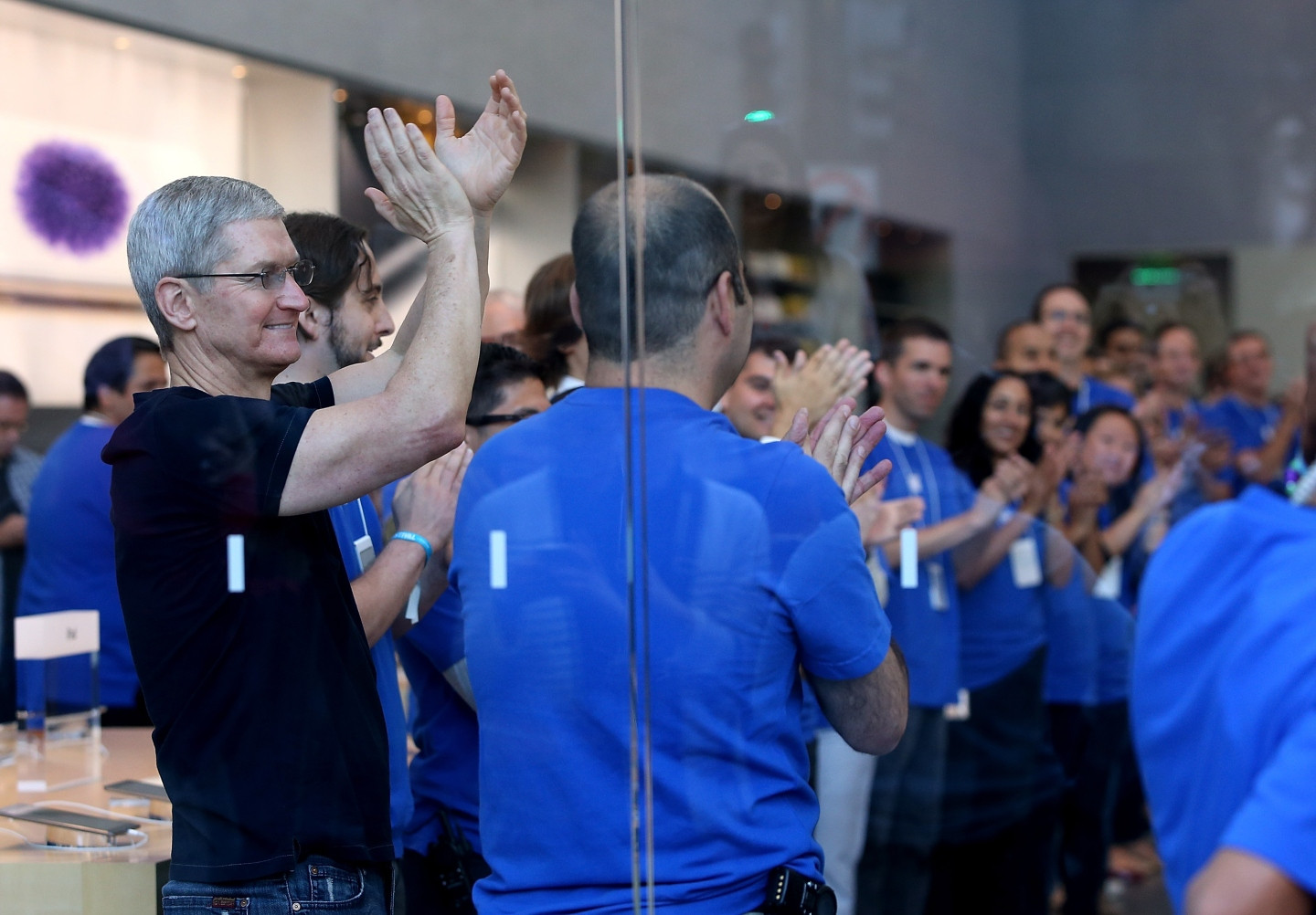 CEO Tim Cook từng khẳng định sa thải l&amp;agrave; &amp;ldquo;giải ph&amp;aacute;p cuối c&amp;ugrave;ng&amp;rdquo; tại Apple