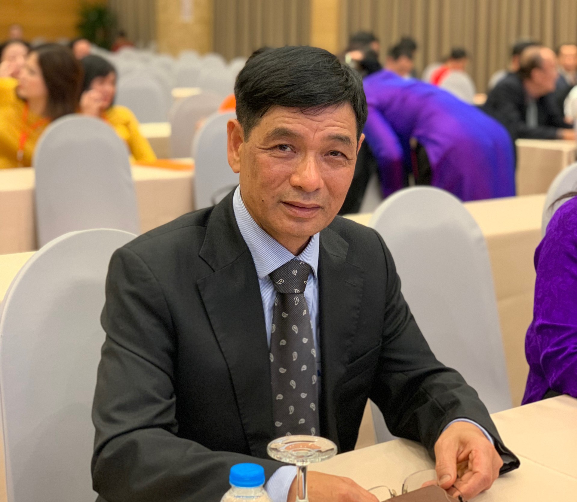 &amp;Ocirc;ng Lương Văn Thắng
