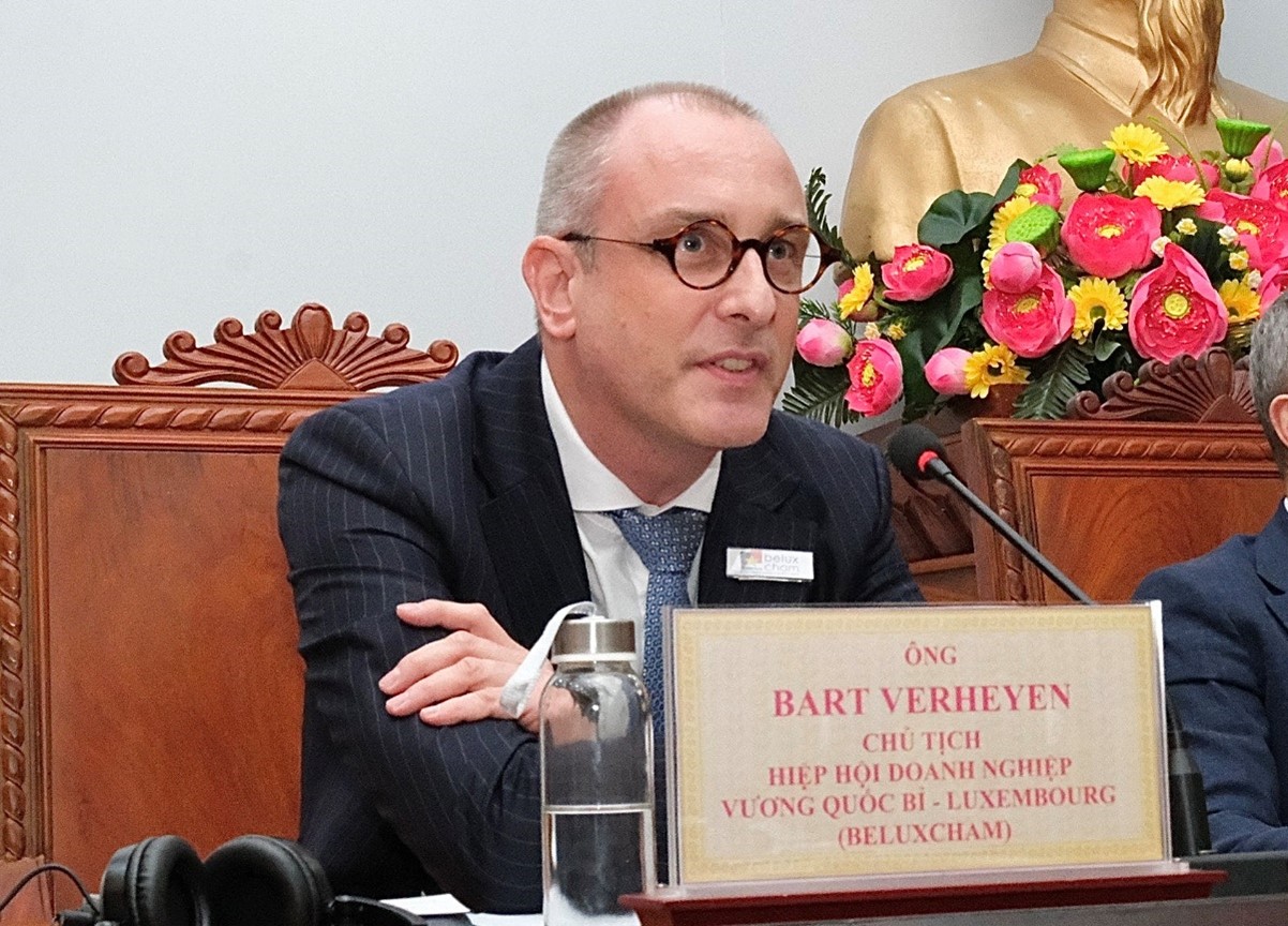 &amp;Ocirc;ng Bart Verheyen - Chủ tịch Hiệp hội Vương quốc Bỉ tại Việt Nam Beluxcham tham dự tại chương tr&amp;igrave;nh