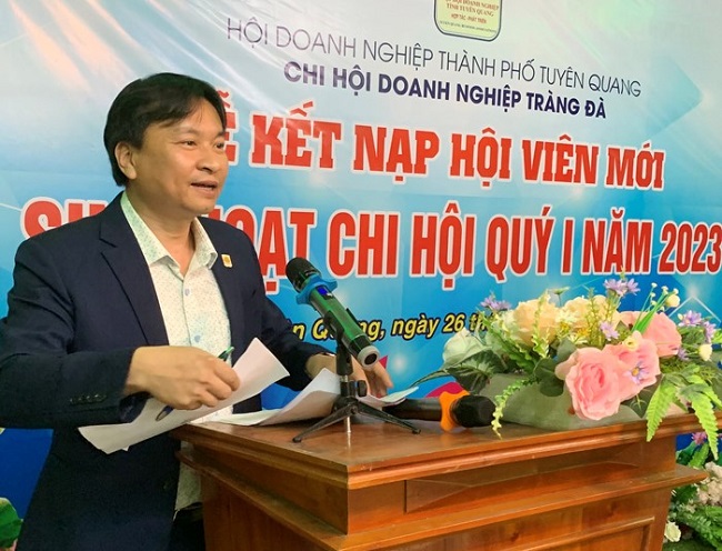đồng ch&amp;iacute; Nguyễn Minh Dũng - Ph&amp;oacute; Chủ tịch Hiệp hội DN tỉnh - Chi hội trưởng Chi hội doanh nghiệp x&amp;atilde; Tr&amp;agrave;ng Đ&amp;agrave; ph&amp;aacute;t biểu tại chương tr&amp;igrave;nh