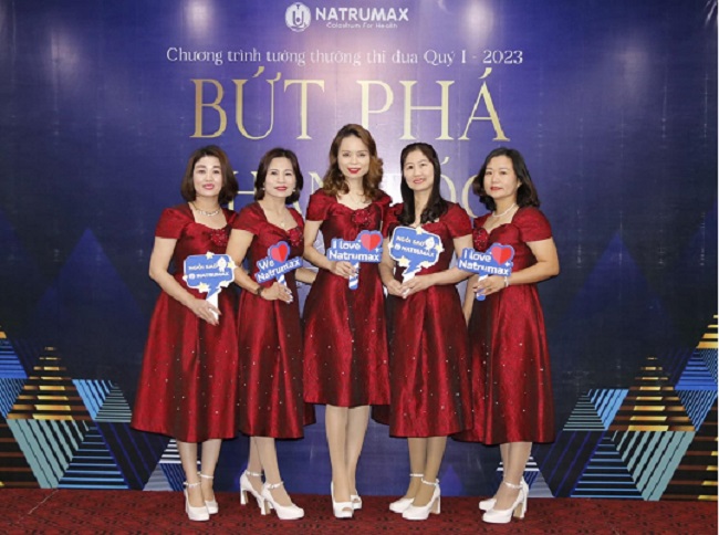 Miss Natrumax 2023 Trần Thị Oanh lu&amp;ocirc;n gắn kết v&amp;agrave; tạo h&amp;igrave;nh ảnh cho đội ngũ kinh doanh, NPP tỉnh Th&amp;aacute;i B&amp;igrave;nh