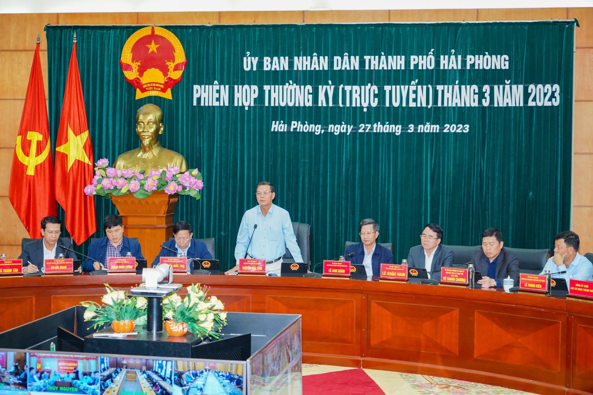 Chủ tịch UBND TP Hải Ph&amp;ograve;ng Nguyễn Văn T&amp;ugrave;ng chủ tr&amp;igrave; phi&amp;ecirc;n họp thường kỳ th&amp;aacute;ng 3.2023