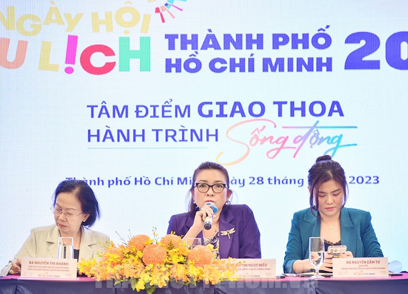 Ban Tổ chức th&amp;ocirc;ng tin về chương tr&amp;igrave;nh Ng&amp;agrave;y hội Du lịch TPHCM lần thứ 19 &amp;ndash; năm 2023