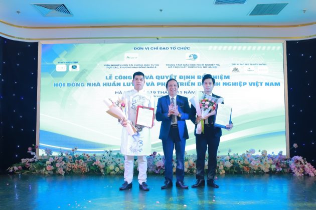 Lễ c&amp;ocirc;ng bố v&amp;agrave; trao quyết định bổ nhiệm Hội đồng nh&amp;agrave; huấn luyện v&amp;agrave; ph&amp;aacute;t triển doanh nghiệp Việt Nam