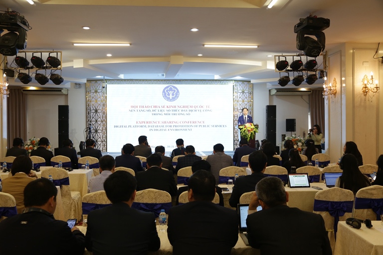 To&amp;agrave;n cảnh hội nghị