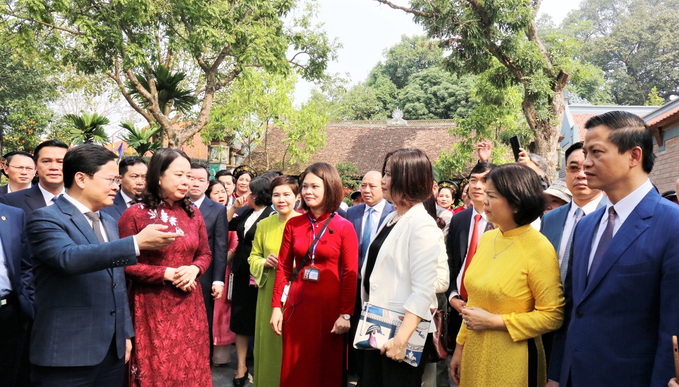 Bắc Ninh đ&amp;oacute;n Ph&amp;oacute; Chủ tịch nước V&amp;otilde; Thị &amp;Aacute;nh Xu&amp;acirc;n v&amp;agrave; c&amp;aacute;c nữ Đại sứ, Trưởng đại diện Tổ chức quốc tế