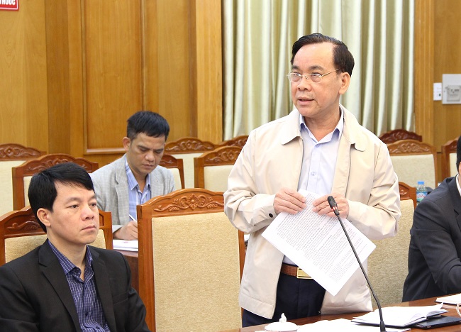 Đồng ch&amp;iacute; Trần Quang Tấn - Gi&amp;aacute;m đốc Sở C&amp;ocirc;ng Thương tỉnh Bắc Giang ph&amp;aacute;t biểu tại buổi l&amp;agrave;m việc