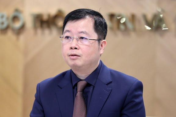 Thứ trưởng Bộ TT-TT Nguyễn Thanh L&amp;acirc;m ph&amp;aacute;t biểu chỉ đạo tại lễ ph&amp;aacute;t động.