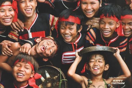 Đặc biệt, Việt Nam l&amp;agrave; 1 trong 3 quốc gia duy nhất thuộc top 10 bảng xếp hạng c&amp;oacute; chỉ số Dấu ch&amp;acirc;n sinh th&amp;aacute;i vừa đủ để m&amp;ocirc;i trường c&amp;oacute; thể t&amp;aacute;i sinh kịp với nhu cầu khai th&amp;aacute;c của con người.