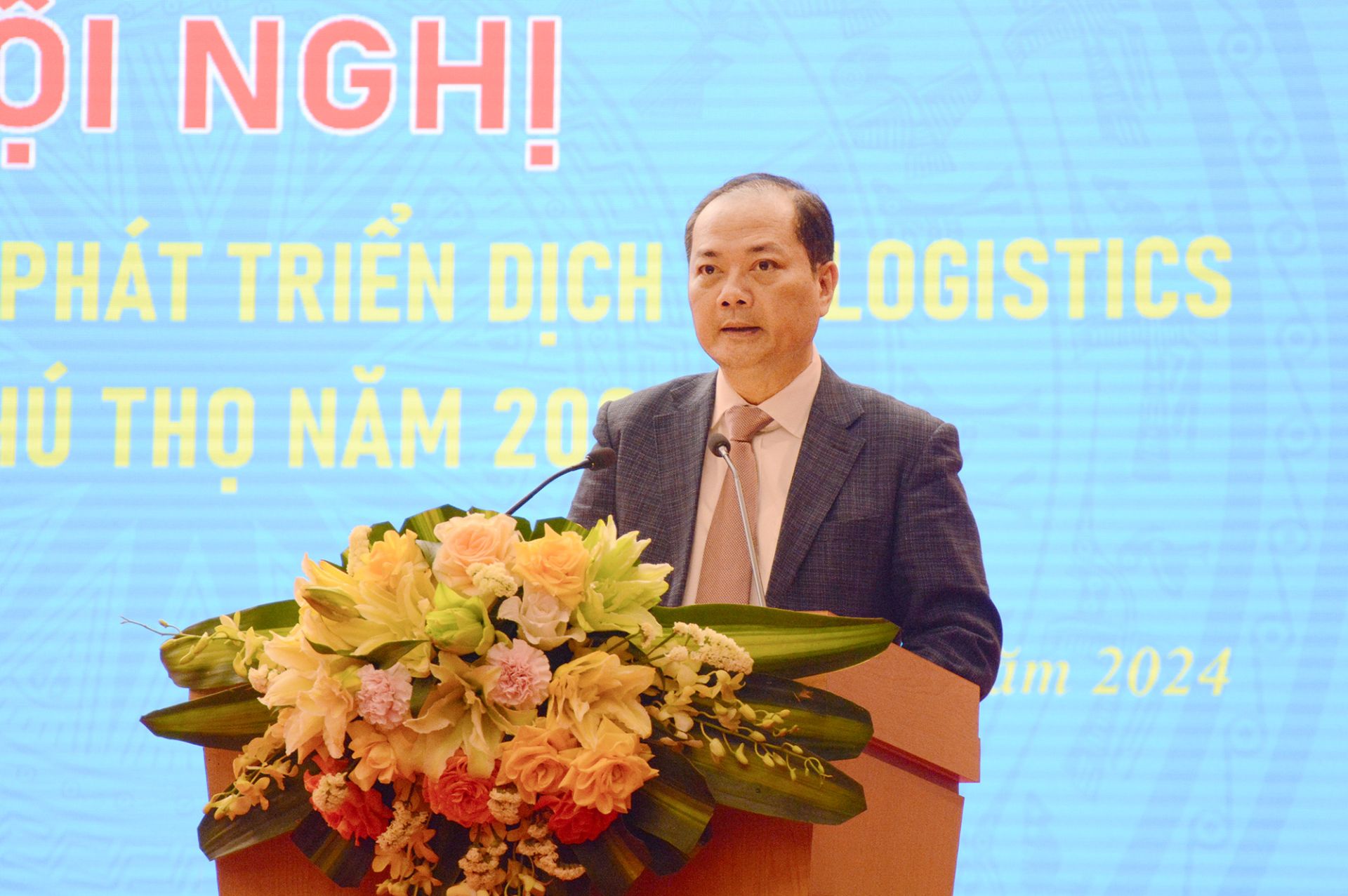 &amp;Ocirc;ng Nguyễn Anh Sơn - Cục trưởng Cục Xuất nhập khẩu ph&amp;aacute;t biểu tại hội nghị