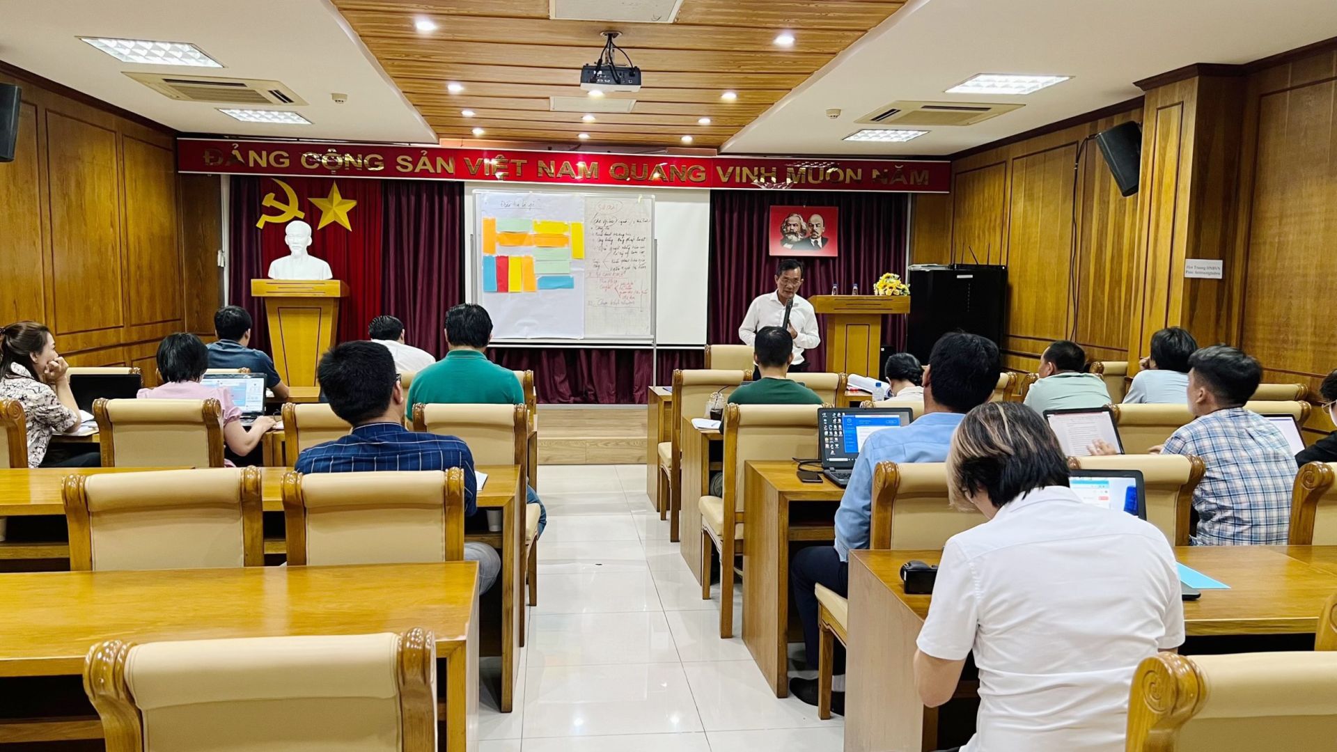 Lớp bồi dưỡng kỹ năng thực hiện ph&amp;oacute;ng sự điều tra cho ph&amp;oacute;ng vi&amp;ecirc;n