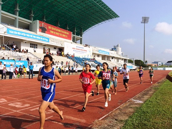 Thi đấu m&amp;ocirc;n Điền kinh tại HKPĐ tỉnh lần thứ XVII, năm học 2018-2019