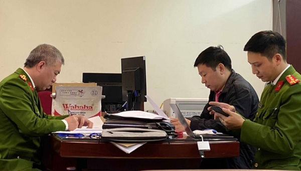 Ai “mở đường dẫn lối” cho 5000 tấn thuốc bắc luồn sâu vào Việt Nam?