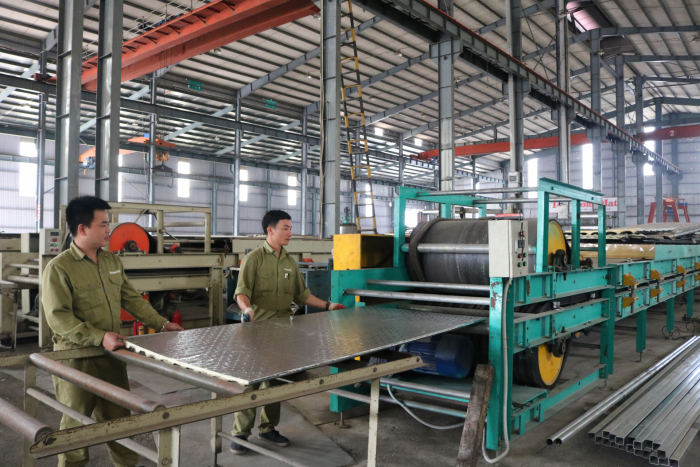 Một doanh nghiệp sản xuất tại khu c&amp;ocirc;ng nghiệp Thụy V&amp;acirc;n tỉnh Ph&amp;uacute; Thọ