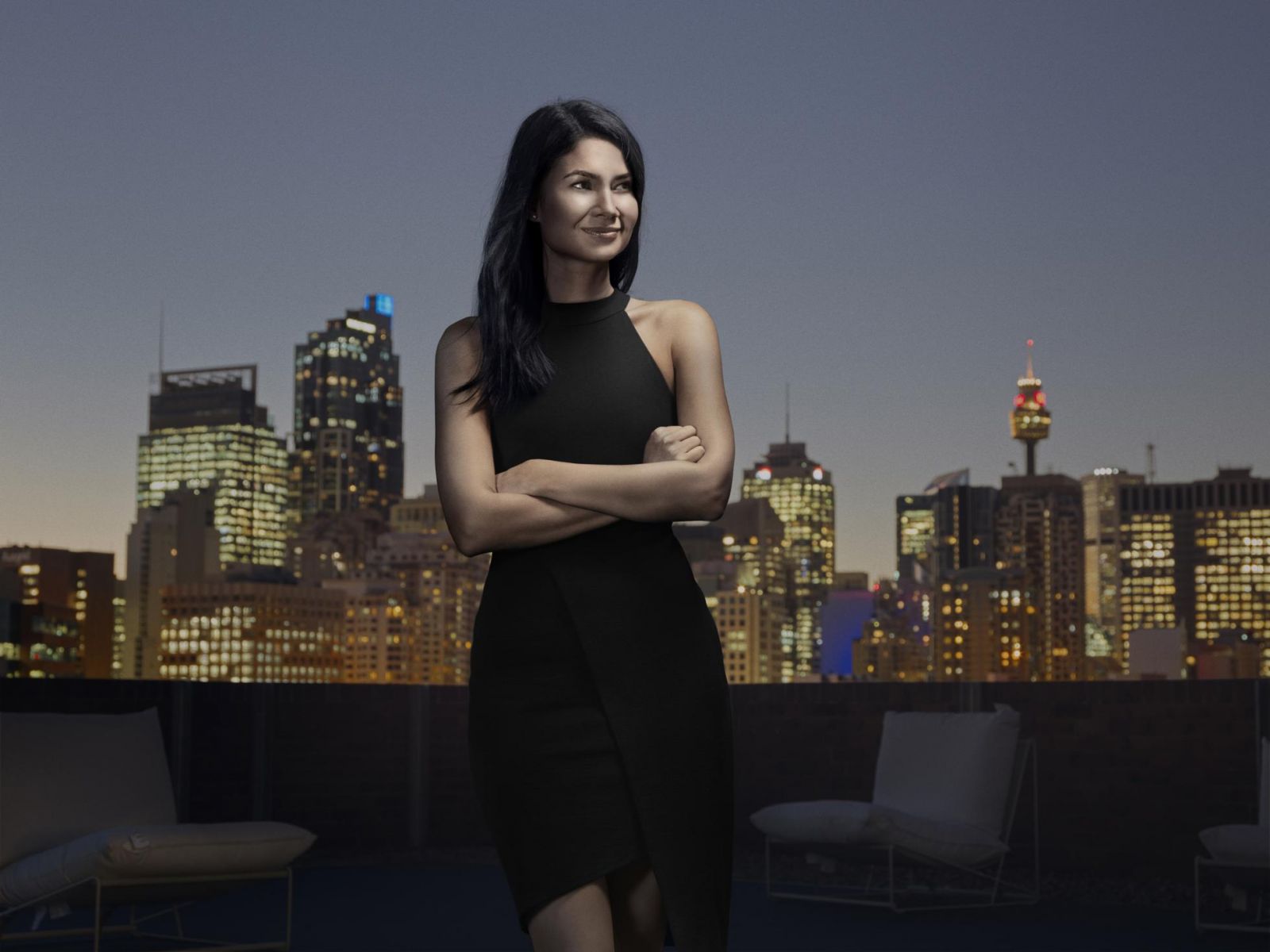 Melanie Perkins, được chụp ảnh tại đ&amp;acirc;y tr&amp;ecirc;n đỉnh văn ph&amp;ograve;ng Canva ở Sydney cho c&amp;acirc;u chuyện trang b&amp;igrave;a của Forbes v&amp;agrave;o năm 2019, l&amp;agrave; nữ tỷ ph&amp;uacute; tự th&amp;acirc;n mới nhất. DEAN MACKENZIE