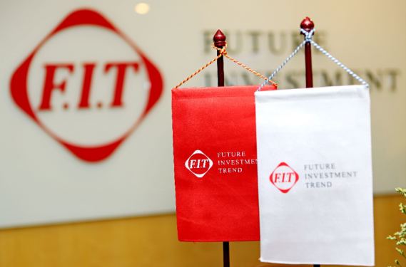 Chủ tịch HĐQT bán sạch cổ phiếu FIT, KDI  liên tục mua vào