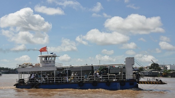 Ph&amp;agrave; Ch&amp;acirc;u Giang vẫn l&amp;agrave; phương tiện ch&amp;iacute;nh để nối thị x&amp;atilde; T&amp;acirc;n Ch&amp;acirc;u v&amp;agrave; TP. Ch&amp;acirc;u Đốc (An Giang)