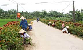 Một tuyến đường giao th&amp;ocirc;ng n&amp;ocirc;ng th&amp;ocirc;n ở huyện Thanh Ba (Ph&amp;uacute; Thọ) d&amp;oacute; phụ nữ tự quản.