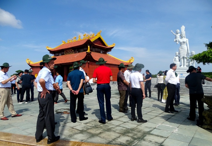 Đền thờ Lạc Long Qu&amp;acirc;n, Khu du lịch Mũi C&amp;agrave; Mau, nơi sẽ diễn ra Lễ tri &amp;acirc;n Quốc Tổ v&amp;agrave;o ng&amp;agrave;y 17/4/2021