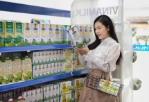 Chuyện 'hậu trường' tìm hiểu 'lý lịch' dòng sữa tươi Green Farm mới đang khiến các mẹ tò mò