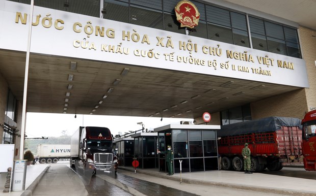 Hoạt động xuất nhập khẩu tại cửa khẩu quốc tế đường bộ số II Kim Th&amp;agrave;nh, huyện B&amp;aacute;t X&amp;aacute;t, tỉnh L&amp;agrave;o Cai. (Ảnh: Quốc Kh&amp;aacute;nh/TTXVN)Hoạt động xuất nhập khẩu tại cửa khẩu quốc tế đường bộ số II Kim Th&amp;agrave;nh, huyện B&amp;aacute;t X&amp;aacute;t, tỉnh L&amp;agrave;o Cai.