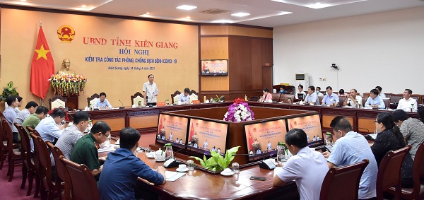 Chủ tịch UBND tỉnh L&amp;acirc;m Minh Th&amp;agrave;nh ph&amp;aacute;t biểu chỉ đạo tại hội nghị kiểm tra c&amp;ocirc;ng t&amp;aacute;c ph&amp;ograve;ng, chống dịch bệnh Covid-19