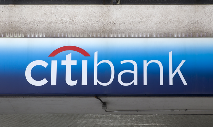 Logo của Citibank được nh&amp;igrave;n thấy tr&amp;ecirc;n một t&amp;ograve;a nh&amp;agrave; ở New York,