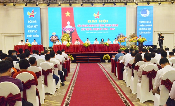 Quang cảnh Đại hội Hội Doanh nghiệp trẻ tỉnh Tuy&amp;ecirc;n Quang kh&amp;oacute;a IV - Nhiệm kỳ 2021 - 2014