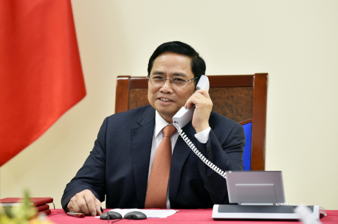 Thủ tướng Phạm Minh Ch&amp;iacute;nh điện đ&amp;agrave;m với Thủ tướng Singapore L&amp;yacute; Hiển Long.