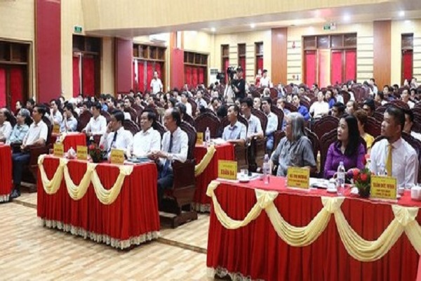 Hội thảo đ&amp;aacute;nh gi&amp;aacute; kết quả m&amp;ocirc; h&amp;igrave;nh trồng c&amp;acirc;y S&amp;acirc;m b&amp;aacute;o thương phẩm tại huyện Vĩnh lộc, Thanh h&amp;oacute;a