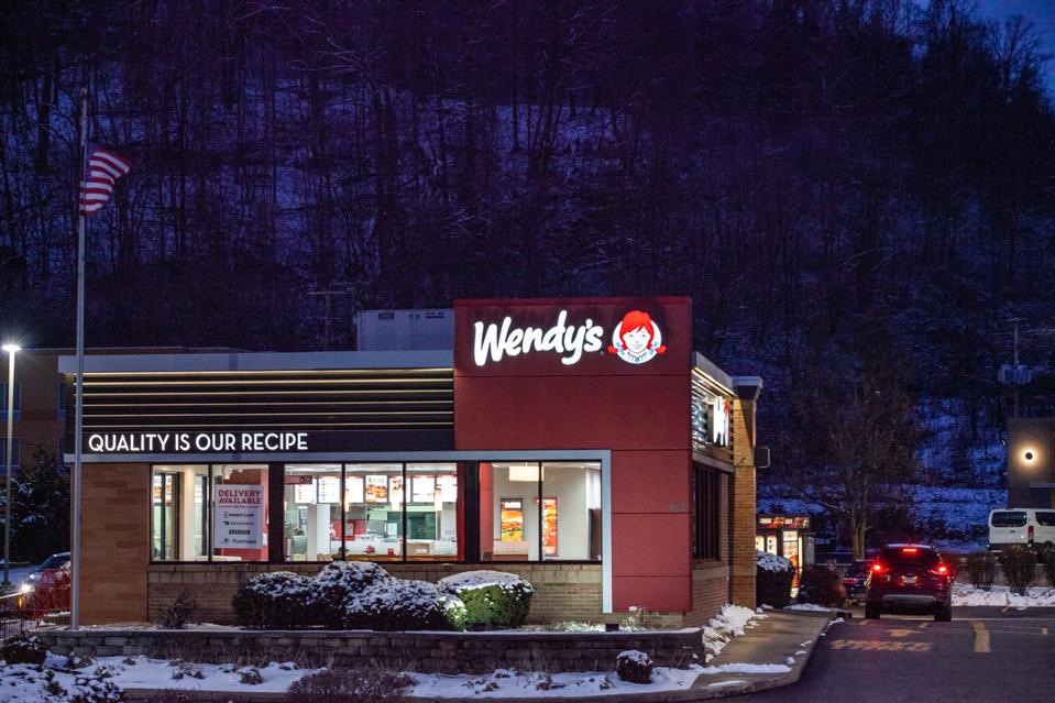 Một cửa h&amp;agrave;ng của Wendy's