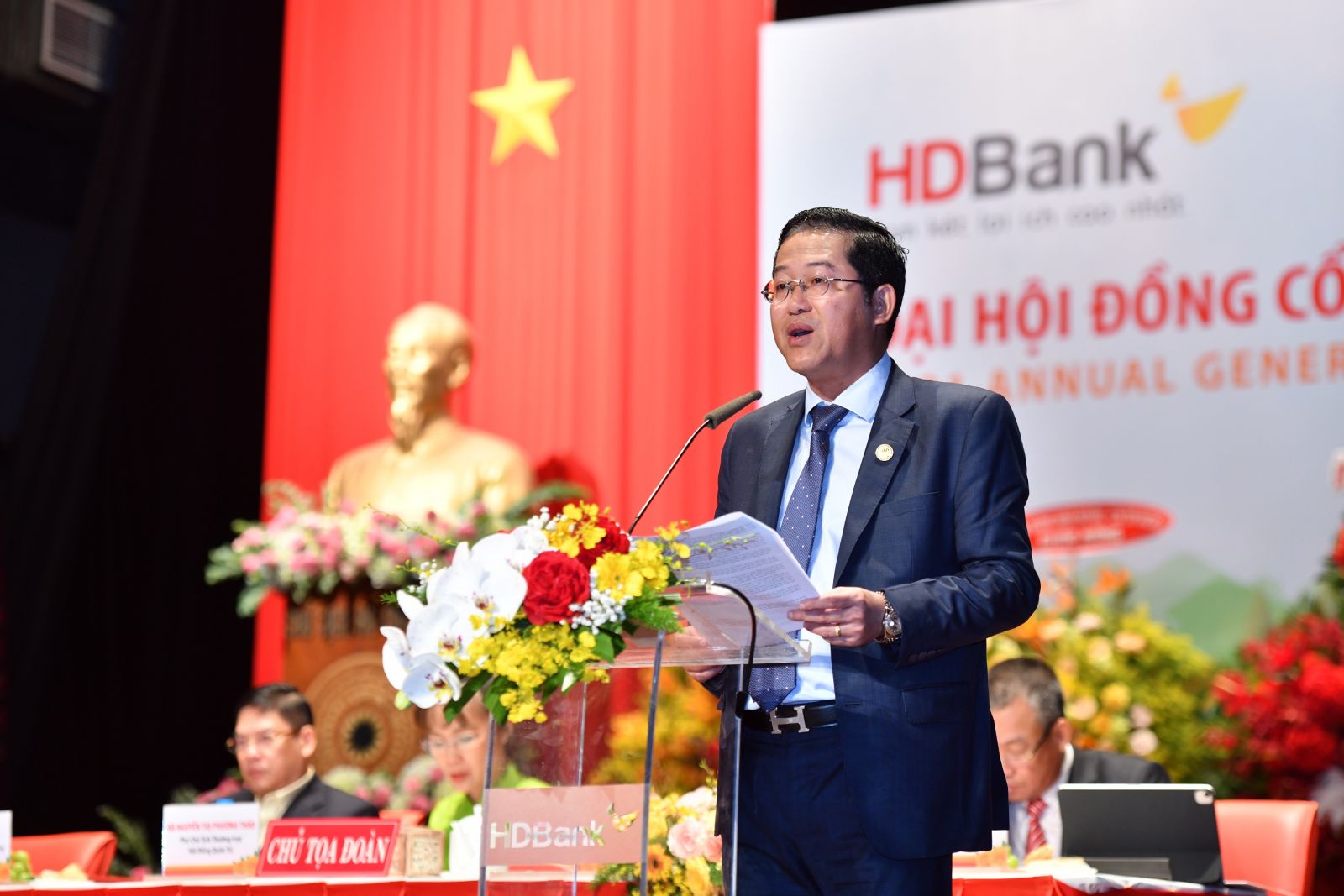 &amp;Ocirc;ng Phạm Quốc Thanh - Tổng Gi&amp;aacute;m đốc HDBank tr&amp;igrave;nh b&amp;agrave;y B&amp;aacute;o c&amp;aacute;o Kết quả hoạt động kinh doanh năm 2020 v&amp;agrave; Kế hoạch Kinh doanh năm 2021 của Tổng Gi&amp;aacute;m đốc