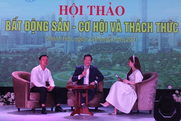 Buổi Hội thảo trong chương tr&amp;igrave;nh Cafe Doanh nh&amp;acirc;n số 5 với 2 chủ đề
