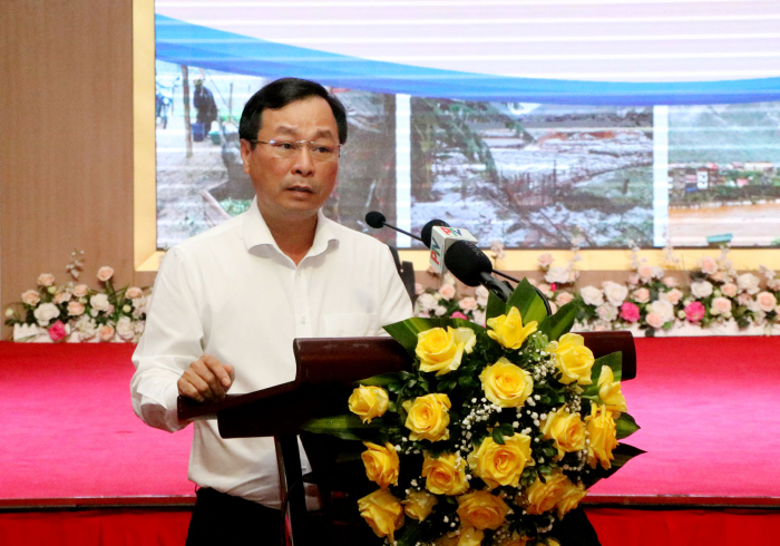 &amp;Ocirc;ng B&amp;ugrave; Văn Quang- Chủ tịch UBND tỉnh Ph&amp;uacute; Thọ ph&amp;aacute;t biểu tại hội nghị.