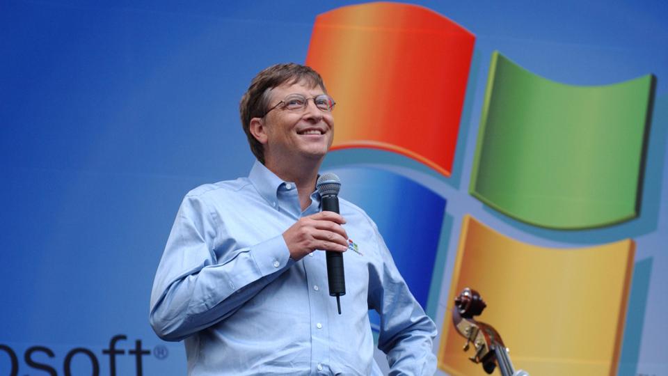 Người đồng s&amp;aacute;ng lập Microsoft v&amp;agrave; cựu chủ tịch Bill Gates hiện l&amp;agrave; một trong những người gi&amp;agrave;u nhất thế giới.