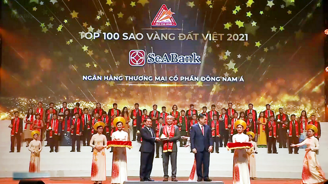 SeABank xuất sắc lọt &amp;ldquo;Top 100 doanh nghiệp Sao V&amp;agrave;ng đất Việt năm 2021&amp;rdquo;.