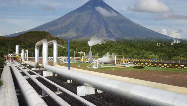 SM Investments đang tiếp quản Philippine Geothermal, c&amp;ocirc;ng ty sản xuất điện từ c&amp;aacute;c mỏ địa nhiệt hơi nước ở Bicol, ph&amp;iacute;a nam thủ đ&amp;ocirc; Manila của Philippines v&amp;agrave; nổi tiếng với cảnh quan đẹp như tranh vẽ