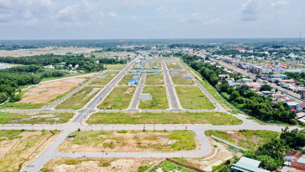 Chặn "sốt" đất, loạt địa phương tạm dừng phân lô, tách thửa