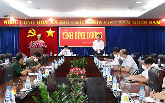 &amp;Ocirc;ng Nguyễn Lộc H&amp;agrave; - Ph&amp;oacute; Chủ tịch UBND tỉnh kết luận cuộc họp