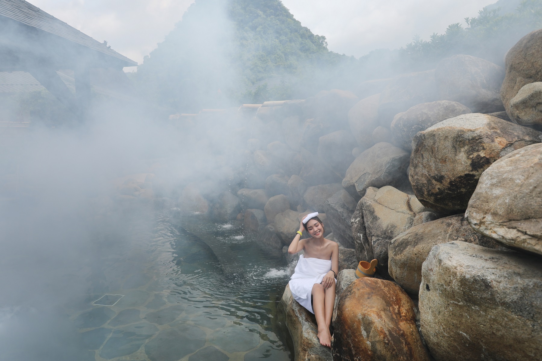 Tắm kho&amp;aacute;ng n&amp;oacute;ng Onsen trở th&amp;agrave;nh xu hướng