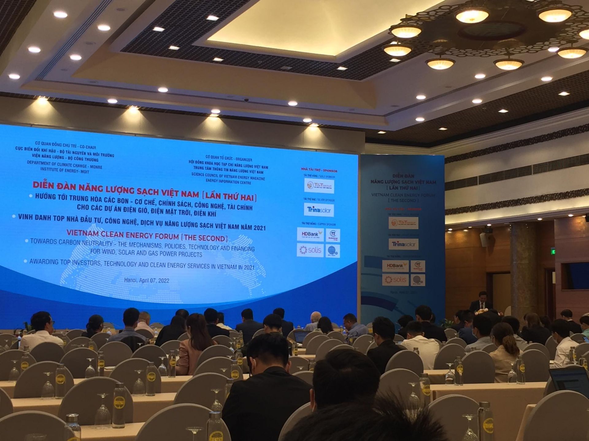 Ảnh trực tiếp tại sự kiện