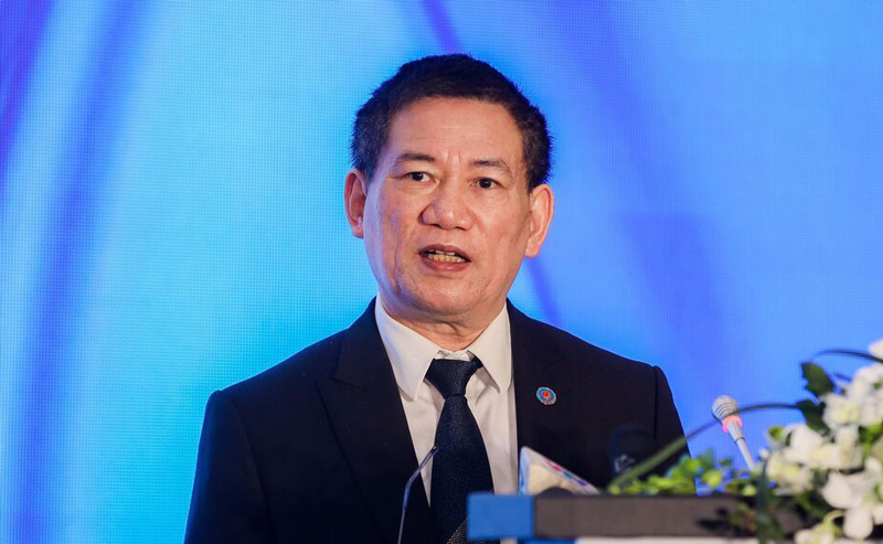 Bộ trưởng Bộ T&amp;agrave;i ch&amp;iacute;nh Hồ Đức Phớc ph&amp;aacute;t biểu tại diễn đ&amp;agrave;n. Ảnh: