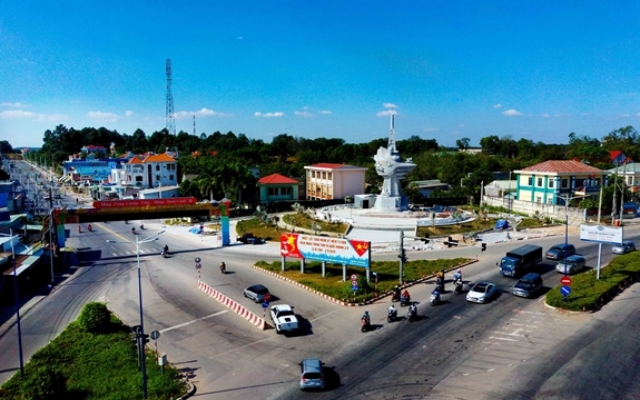Thị x&amp;atilde; Bến C&amp;aacute;t đ&amp;atilde; đạt c&amp;aacute;c ti&amp;ecirc;u ch&amp;iacute; của đ&amp;ocirc; thị loại III với 57/59 ti&amp;ecirc;u chuẩn