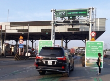 Xử lý cá nhân, tập thể để chậm tiến độ thu phí không dừng trên cao tốc
