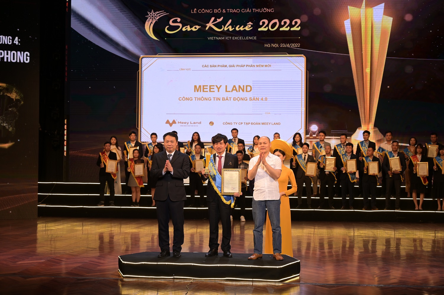 Meey Land nhận Giải thưởng Sao Khu&amp;ecirc; 2022 cho sản phẩm Cổng th&amp;ocirc;ng tin bất động sản 4.0.