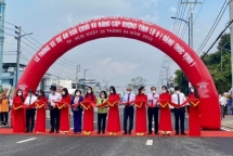 TP.HCM: Thông xe đường Đặng Thúc Vịnh, huyện Hóc Môn